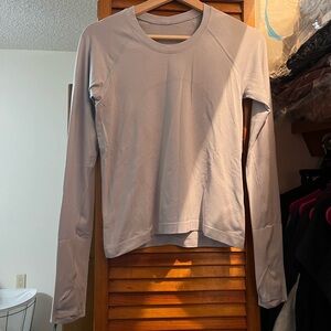 Lululemon Swiftly Tech Waist Length Long Sleeve